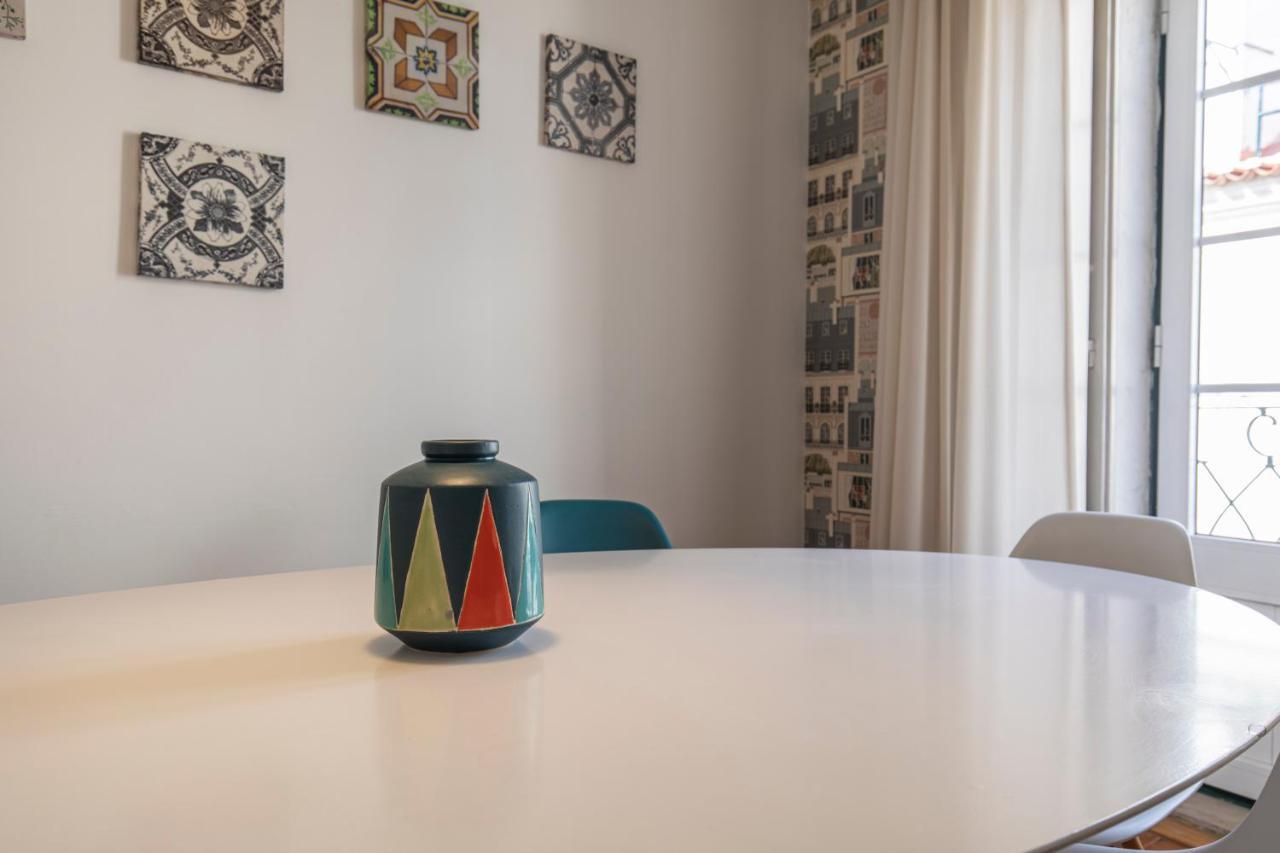 Condessa 2Bdr Duplex By Lovelystay リスボン エクステリア 写真